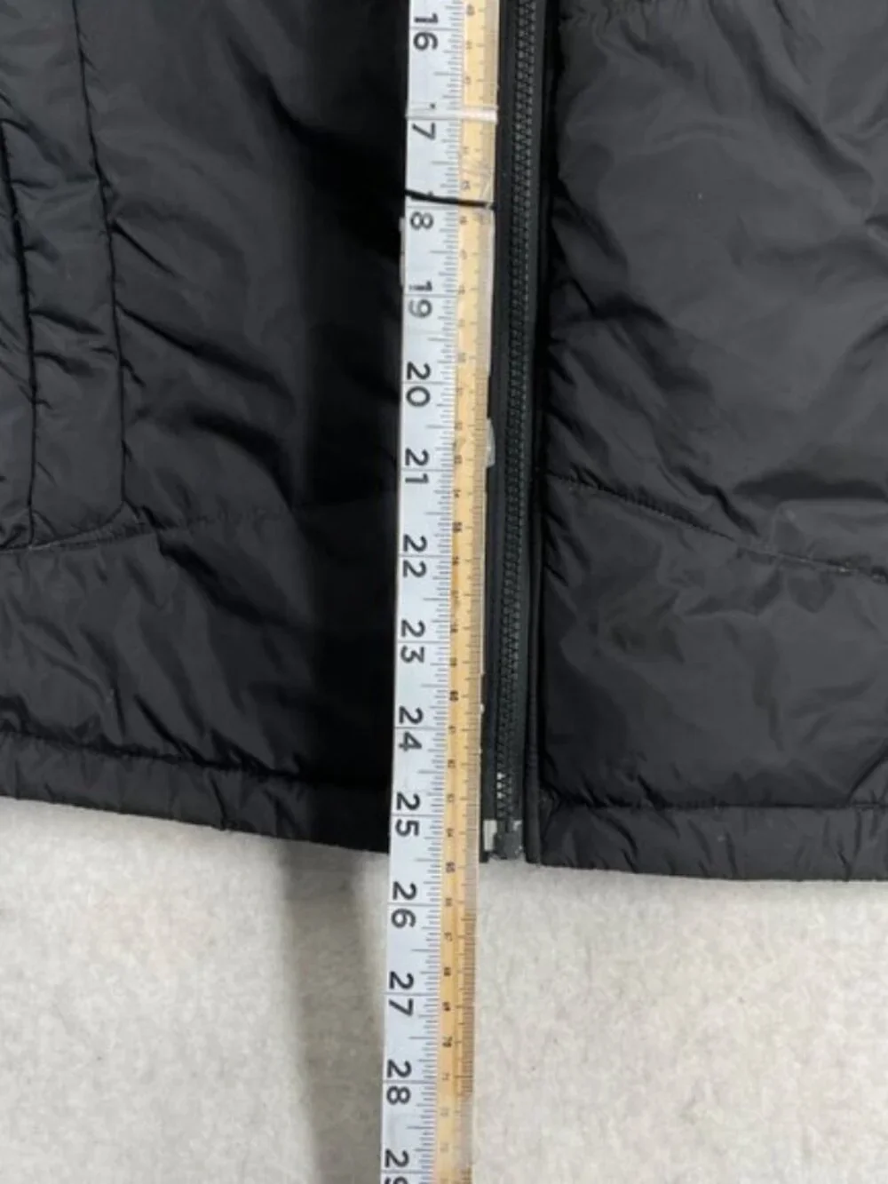 The North Face Black Nylon Zip Up Lightweight Puffer Jacket Men's S